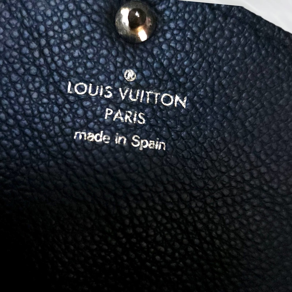 Authentic Louis Vuitton Sarah wallet - Picture 5 of 12
